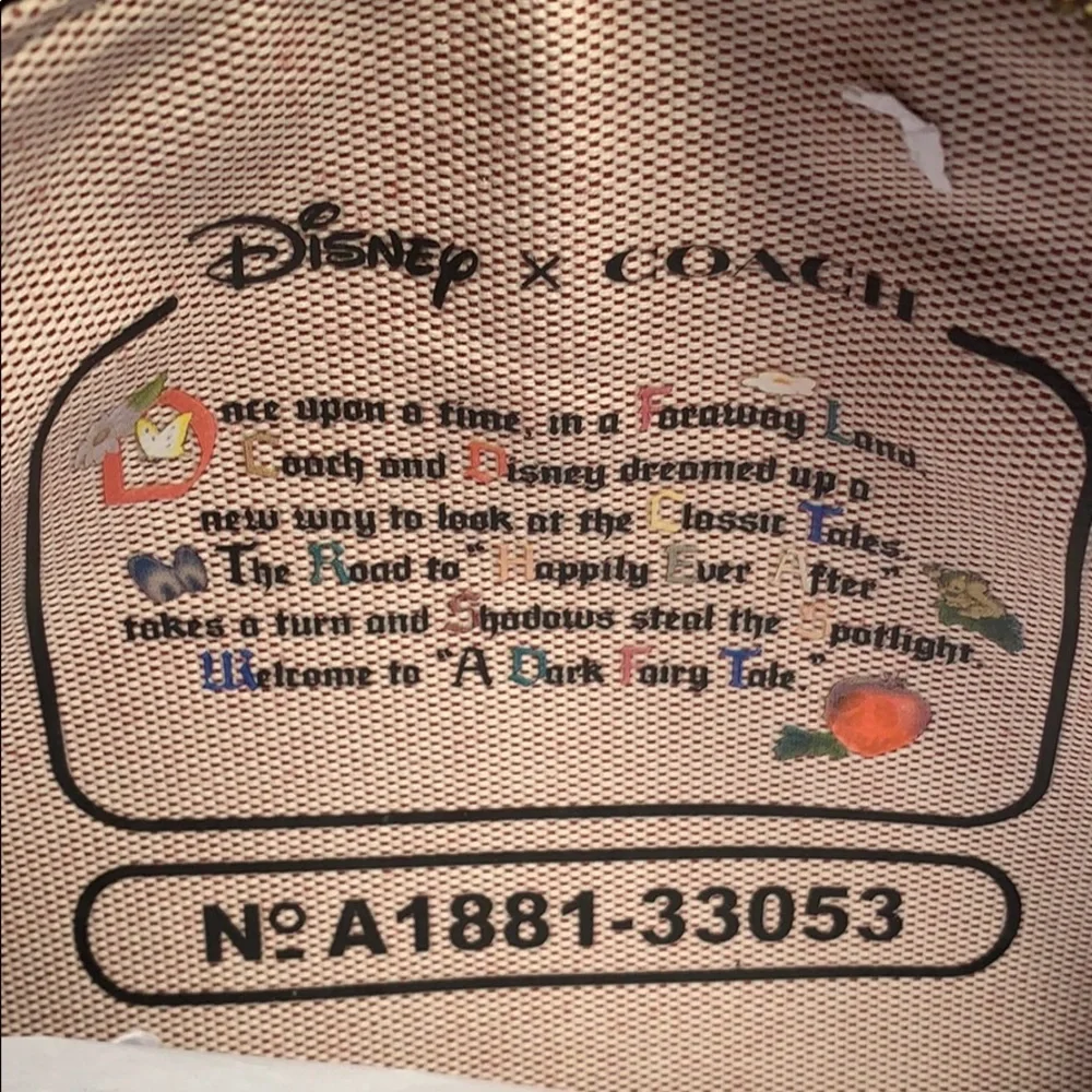 NWT Coach Snow White Disney canvas pouch w/zipper